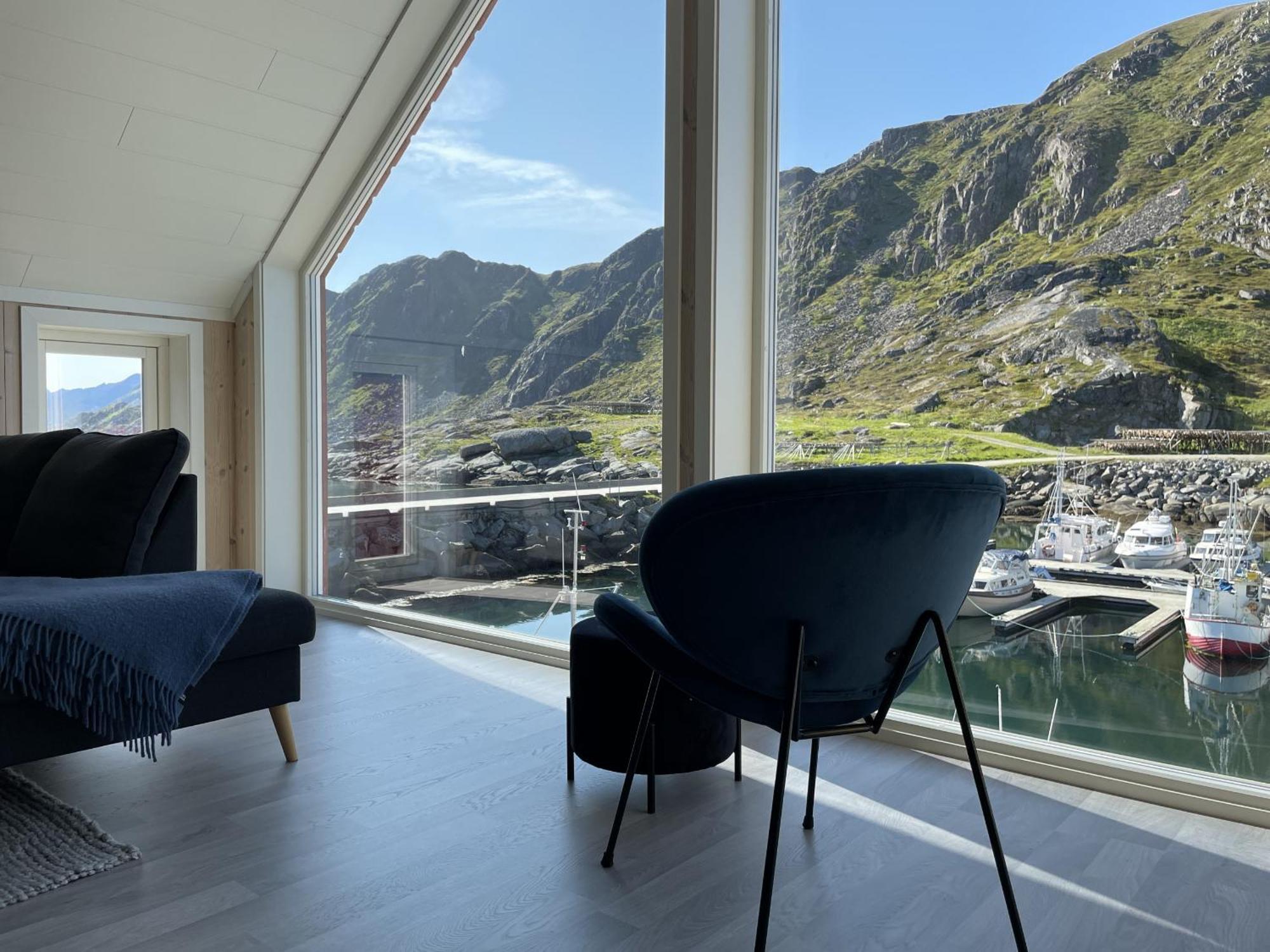 High Standard Lodge Ballstad Exterior photo